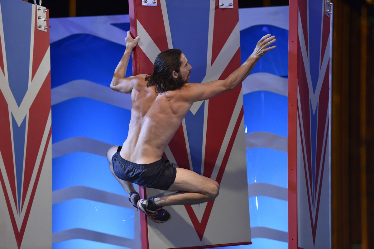 What is lock-off strength and why is it important for Ninjas? americanninjawarriornation.com/2019/12/16/210…