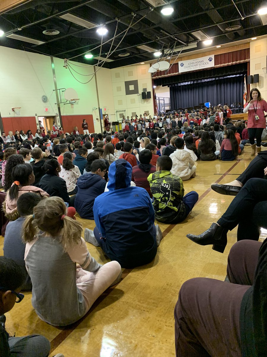 MissBarnhard5th's tweet photo. Great job today Kindergarten! #KindergartenConcert 🎼 https://t.co/ssCowhbu1e