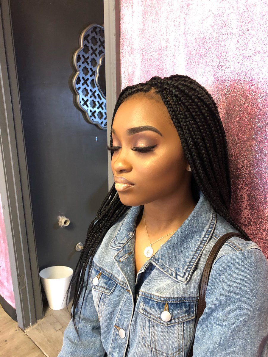 gigithemua_'s tweet image. Want your makeup to look this natural? Book this look!
————————————————
•
BOOK NOW! Call or Text 901-633-5693
#GisForGLAM #YourFavMUA #bookthelook #maybelline #maybellinefitmefoundation #shapetapeconcealer #morphebrushes #makeup #makeuptime #memphismakeupartist #memphismakeup