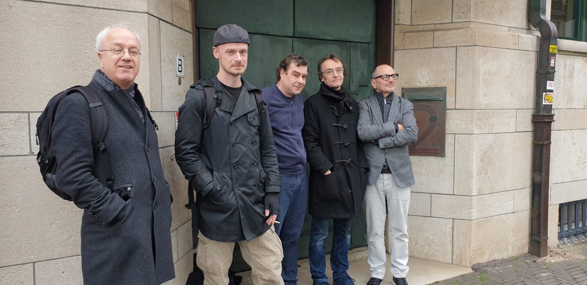 cafeweltschmerz's tweet image. Vanaf 1 februari 2020 start Cafe Weltschmerz samen met De Publieke Zaak een Open TVStudio aan de Hofvijver in Den Haag. Om de hoek van het Binnenhof komt een plek waar de samenleving, politici en politieke bestuurders ter verantwoording gaan roepen.