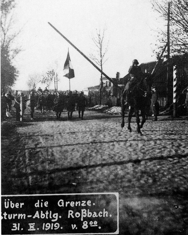 This morning, Sturmabteilung Roßbach's troops were the last to cross the border between Lithuania and Ostpreußen. The remnants of the Freiwilligen Russischen Westarmee are found in national territory. The campaign in Baltenland is over. Our interests were lost. #1919Live
