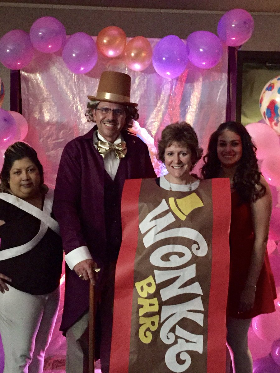 Ericacazares4's tweet photo. Our students and staff really enjoy our Willy Wonka Party on this pass Friday. #WillyWonka  @Escamilla_AISD @Ericacazares4 @JuanRivas @EscamillaLMC https://t.co/Rp2pZMcvXL