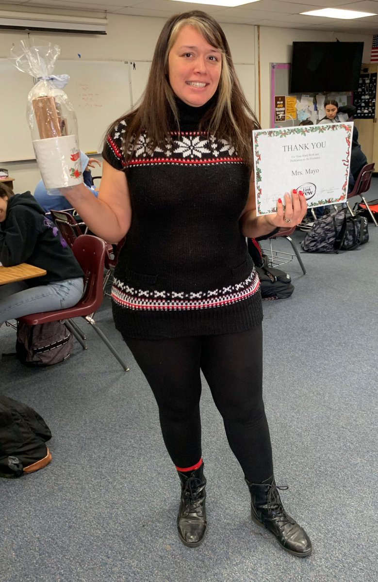 WCHSlinkcrew's tweet photo. Congrats to 🤩Mrs. Mayo for her hard work and dedication with our freshmen class! https://t.co/rdlso7YhUV