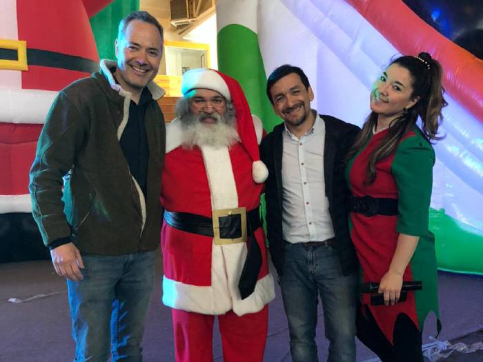 El espíritu de las pascuas llegó a Mina Invierno  🎅🏽🌲 Así fue la fiesta navideña con los trabajadores de la empresa y sus familias.

#MinaInvierno #MagallanesTrabajoYHogar #FelizNavidad2019