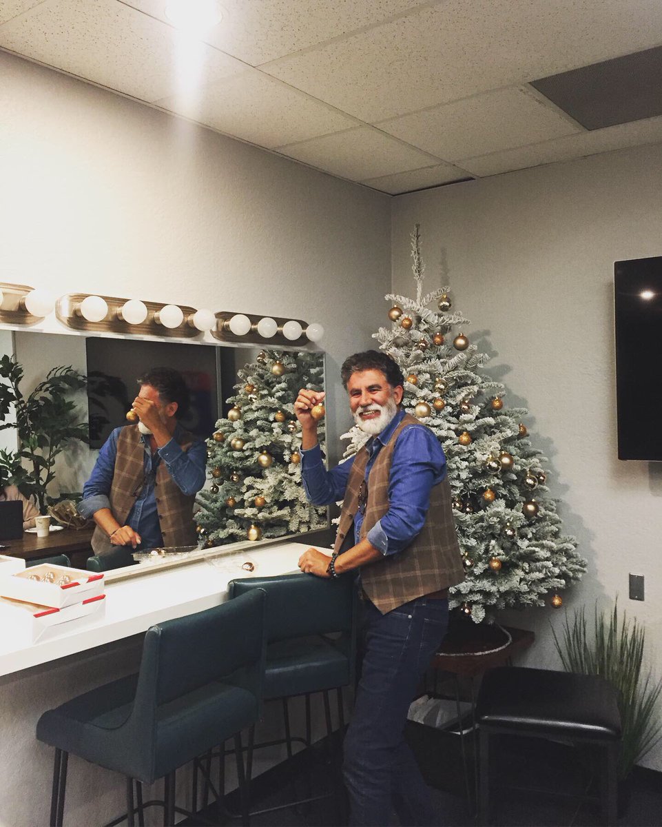 OsterAds's tweet photo. Last week the Oster team was busy beautifying the @fox5sandiego studio for the holiday season. All trees were courtesy of @armstronggarden 🎄😊
#fox5 #fox5SD #armstronggardencenter #agc #armstronggarden #osterads #evolve #flockedtrees https://t.co/C27j5sbCF1