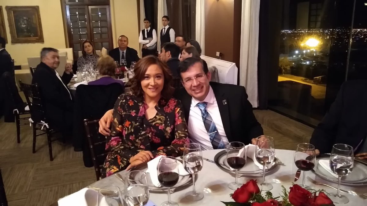 cevech's tweet photo. Agradable velada en nuestra tradicional cena navideña 2019.
#cevech #CenaNavideña2019 #SheratonSoberano #ConsejoDirectivo1921 https://t.co/FAHKAXS8HK