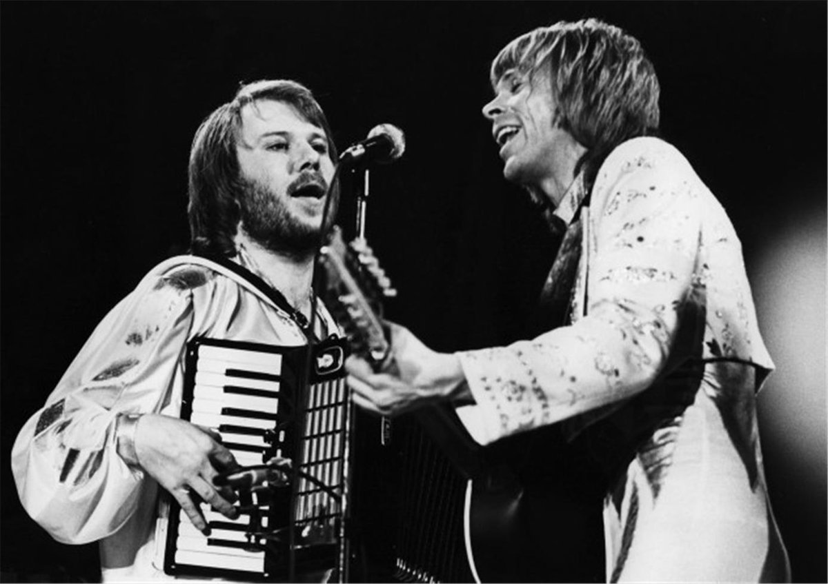 TadShows's tweet photo. Happy 73rd Birthday to Benny Andersson of ABBA! Benny was responsible for writing many of ABBA's biggest hits such as Dancing Queen, Fernando, SOS, and Mamma Mia!
#tadventure #tadshows #abbafab #abba #happybirthday #tadmanagement https://t.co/pohVAg08pJ
