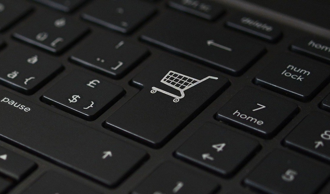 Shopbrain's price comparison engine automatically searches the web to make sure that you are getting the best price for all the gifts you want! bit.ly/2D72dnh 

#holidayshopping #moneysavingtips #deals #save #shopbrain