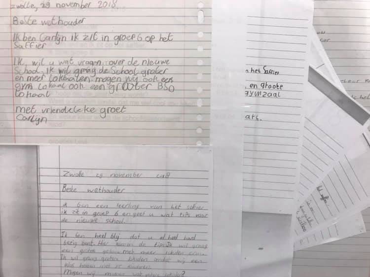 michielwill's tweet photo. Beste Carlijn en andere scholieren van #HetSaffier . Een jaar geleden schreven jullie deze brief, vandaag besloot de Zwolse gemeenteraad een nieuwe school te bouwen in #Stadshagen . Gefeliciteerd! https://t.co/4CGaEnu8S2