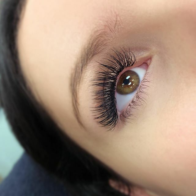 goddessbeautyca's tweet photo. Look good for all of the holiday parties coming up!! 🎁
Book appointments online with the link in our bio or text/call 925.487.9970 ❄️
#lashes #mirrorselfie #lashextensions #lovelashes #lashlove #lashbox #lashboxla #calilashes #brentwoodlashes #beauty… https://t.co/aEWz9aohfS https://t.co/SlYQ4MACqk