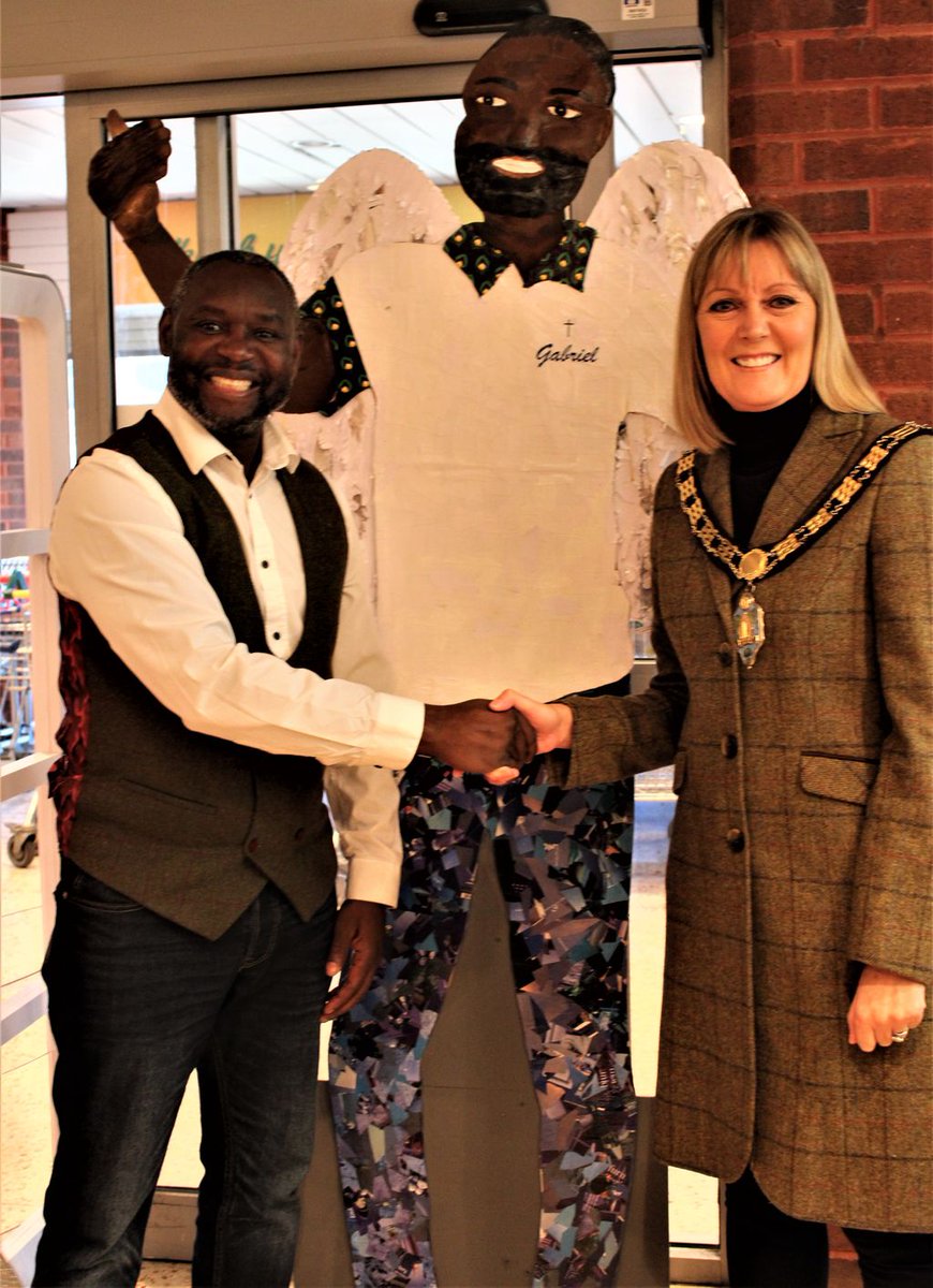 NHeartlands's tweet photo. The @batownteam have unveiled Angel Gabriel by Cllr Joy Allen, the Mayor of Bishop Auckland. The model makers used a photograph of Zimbabwean, Chris Mutumbwa, who lives in Ramshaw. Congrats all! Don't miss the #alterNATIVITY Christmas Eve parade 👇 👇 👇 https://t.co/mDVr74J48u