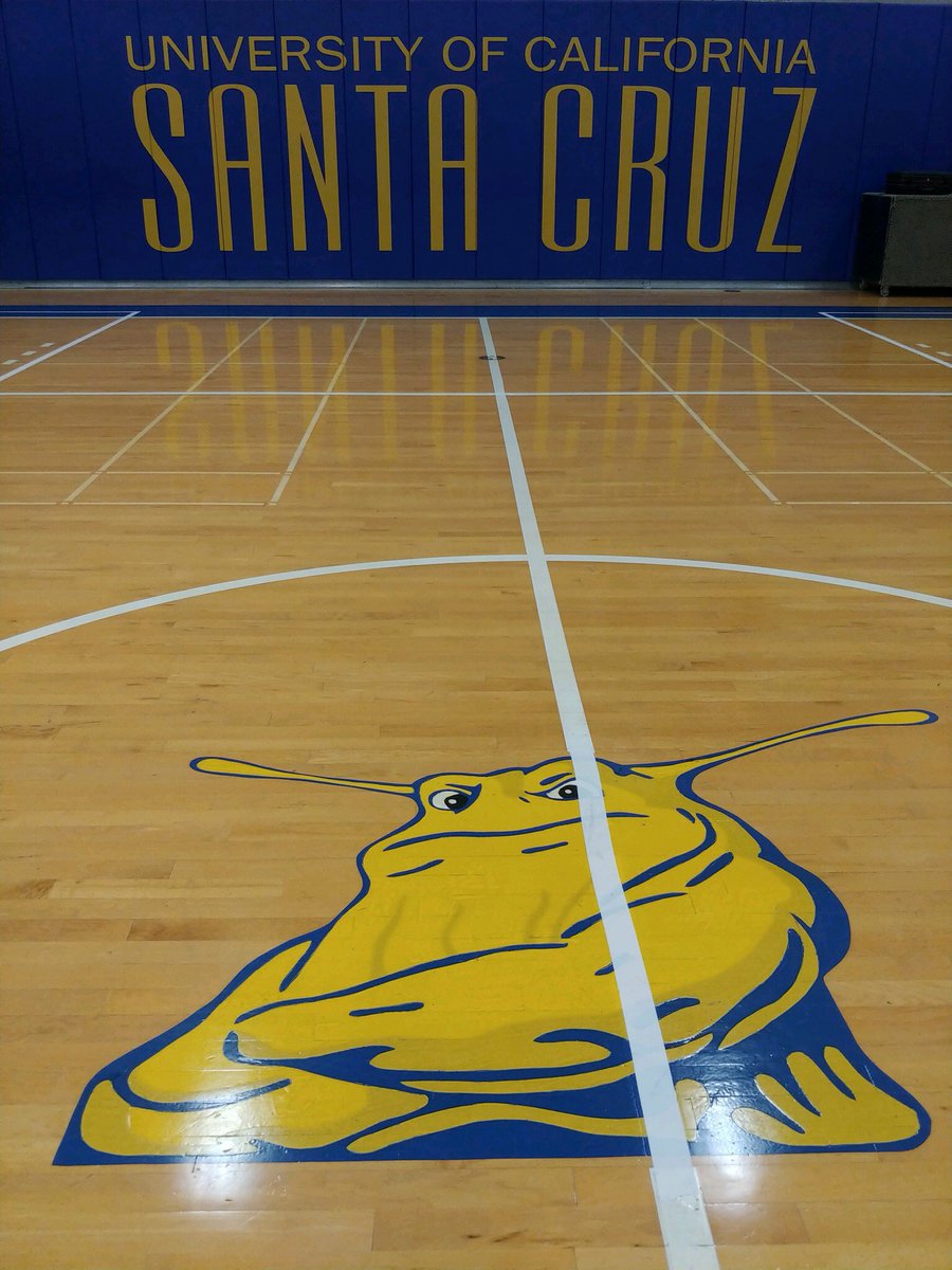TUWBX's tweet photo. Arrived in Santa Cruz! #PracticeComplete https://t.co/kFDy5Bz93m