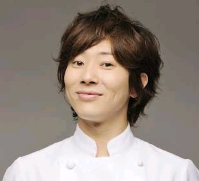 Chocorate462 川越達也シェフと古市憲寿の区別がつかないwww T Co 98xpfw6394 Twitter