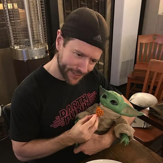 TheSumnaa's tweet photo. Just so you know.... Baby Yoda is not #Keto... it likes sweet potato fries.
.
Baby Yoda made by: @ncdeadpool
Photo: @commanderblackout
.
#thesumnaa #SumnaaFett #StarWars #jedi #bobafett #jangofett #mandalorian #themandalorian #Disney #DisneyPlus #lucasfi… https://t.co/WQ2gJj71xm https://t.co/L9gLYrZRal