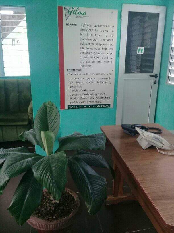 minag_gelma's tweet photo. Profesionalidad y mejoramiento contínuo son palabras de orden para el colectivo laboral de la UEB EDESCON Villa Clara.Cumplir con las premisas de trabajo fundamentales planteadas por #Gelma es una filosofía de gestión empresarial impregnada en cada trabajador.  #Motivacionlaboral https://t.co/odlXDn6IYe