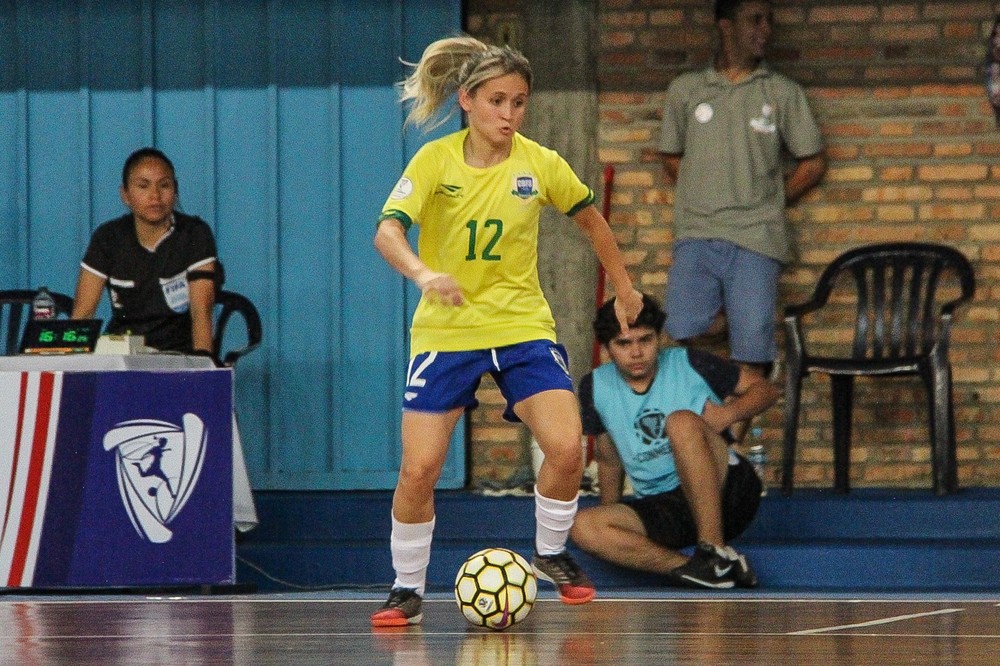 Mundial de Futsal Feminino - Um gol da Amandinha!