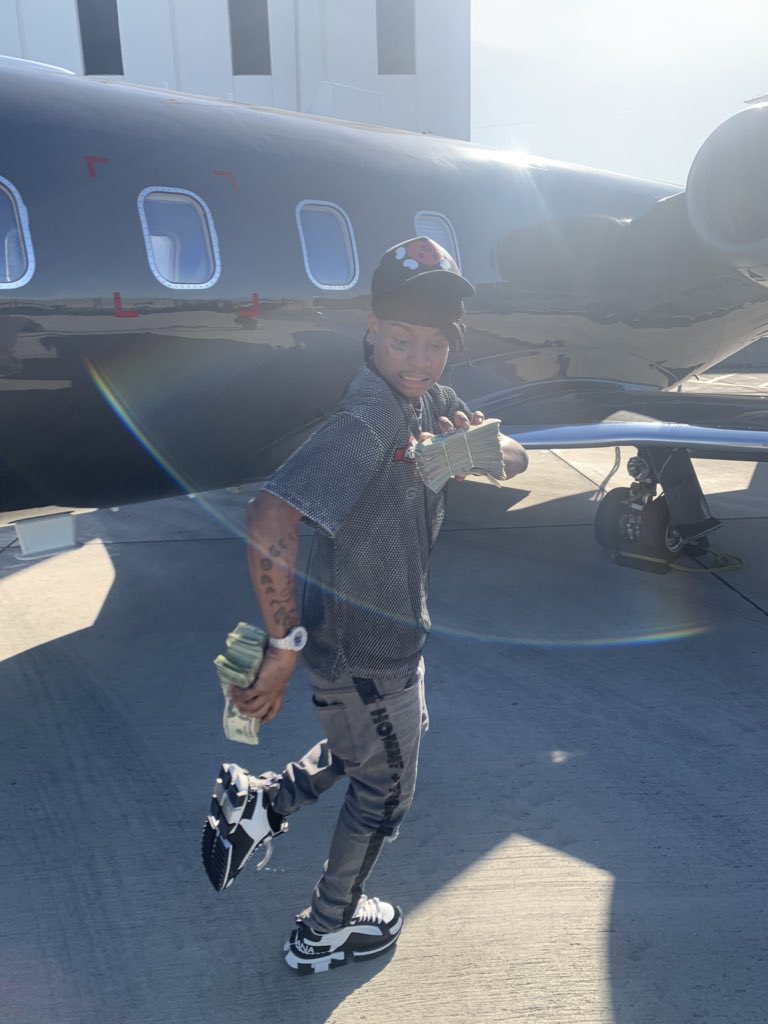 THESLUMPGOD tweet picture