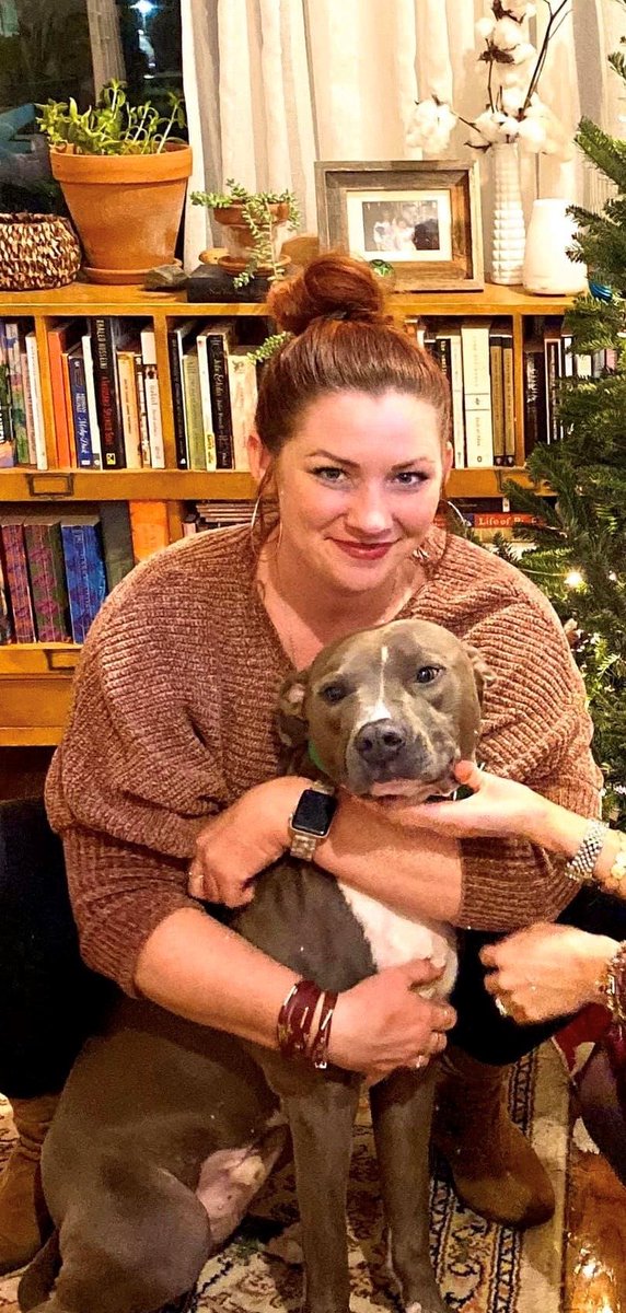 Happy (belated) Workiversary to our awesome leader 
<a href="/CarlyAnn311/">Carly Hallman</a>
!!! 🥳