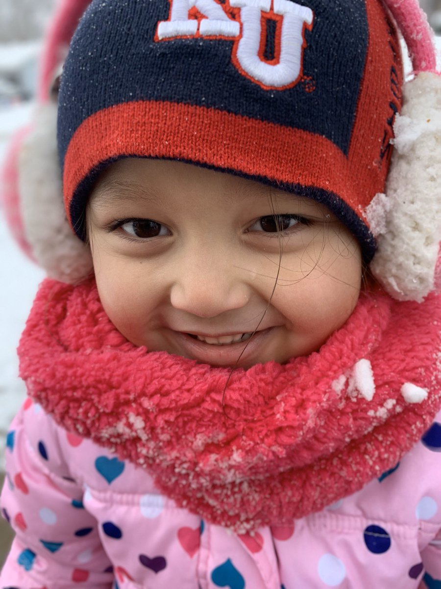 StLMarkJapan's tweet photo. #RockChalk #jayhawklove #APnumber1 #Kansas loving the #snowday https://t.co/U9EW1EbnaZ