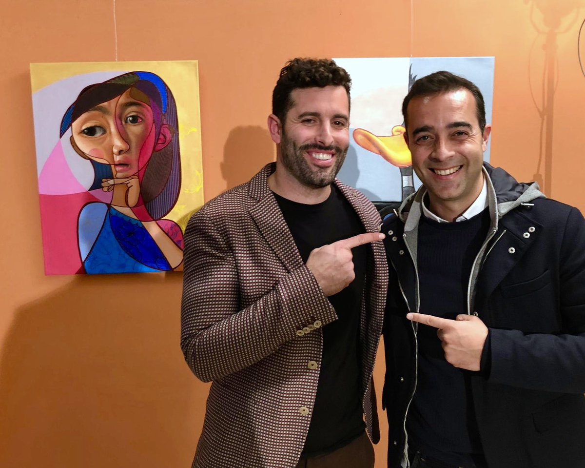 victorjerez99's tweet photo. Con @Belin_one un Grandísimo Artista que admiro mucho en la inauguración de la exposición colectiva de #habbility #postneocubism #postneocubismo #belin #art #arte https://t.co/0wZc20Vb8u