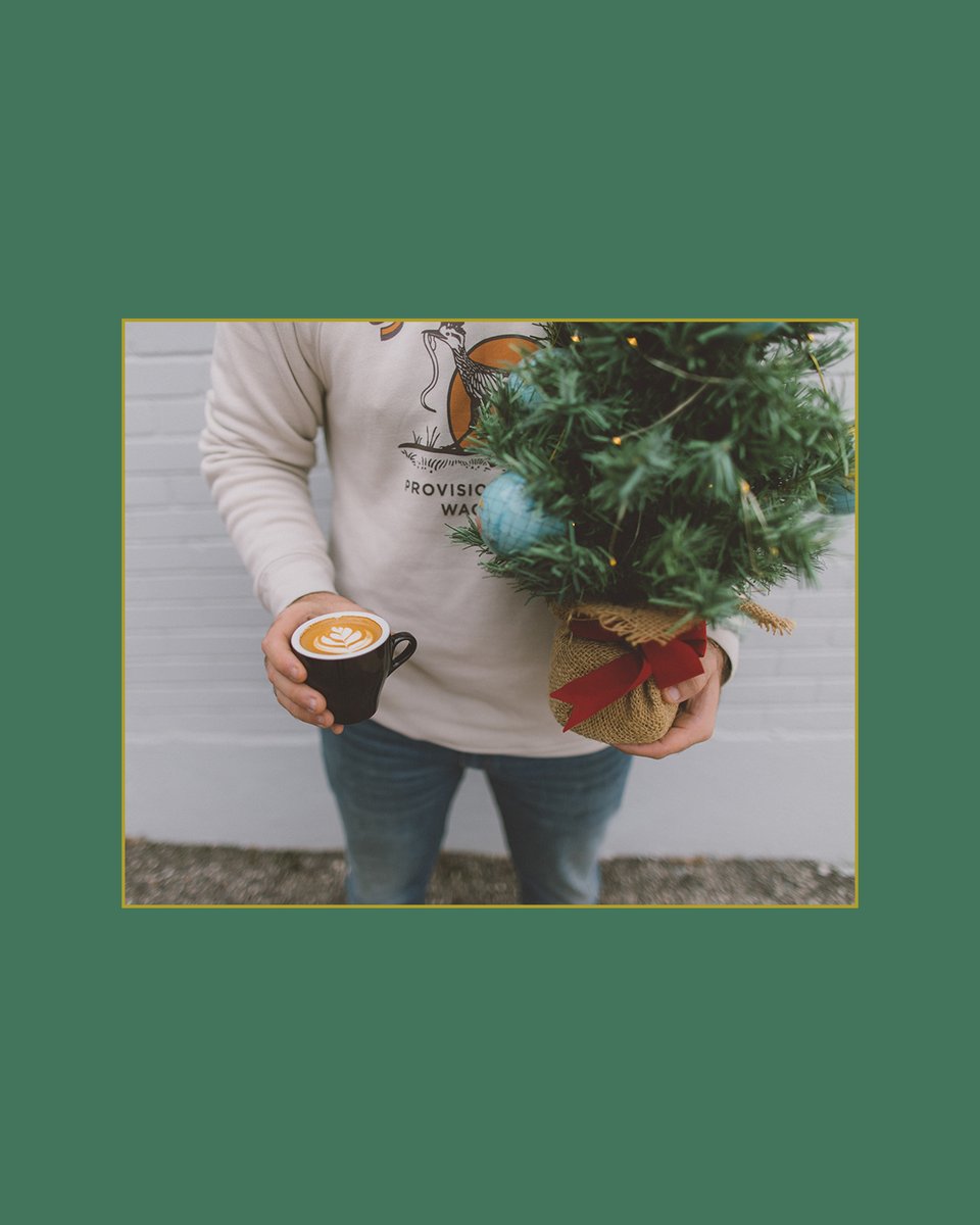 EilandCoffee's tweet photo. Hey y'all, our Christmas Sale is HERE. Order online for free shipping with 2 or more pounds or stop by the shop for 10% off 2 pounds or more. 👀👏🎅

We keeping this thing going until Jan. 1st https://t.co/cjGY6VCmf2