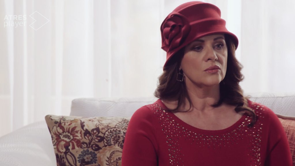 D4rkButterfly's tweet photo. 🖤 Recordatorio de lo mucho que quiero a #MercyCabrera y lo poco que lo digo 🖤 

#LaDobleVidaDeEstellaCarrillo #LDVDEC
#ErikaBuenfil #MercyDeservedBetter https://t.co/ouCg3DzjU6