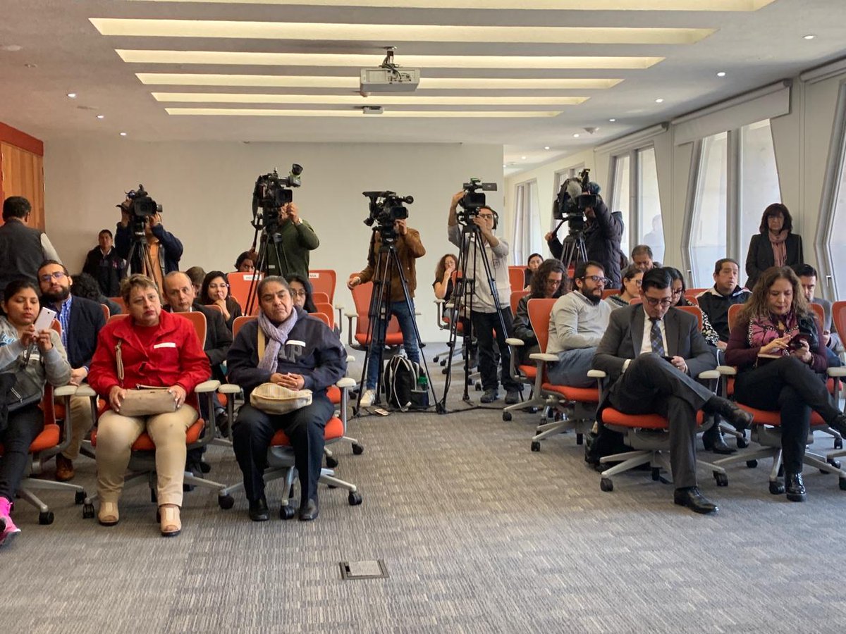 Compartimos imágenes de la Conferencia de Prensa del día de hoy para dar a conocer los pasos a seguir para la inscripción a la seguridad social de las trabajadoras del hogar