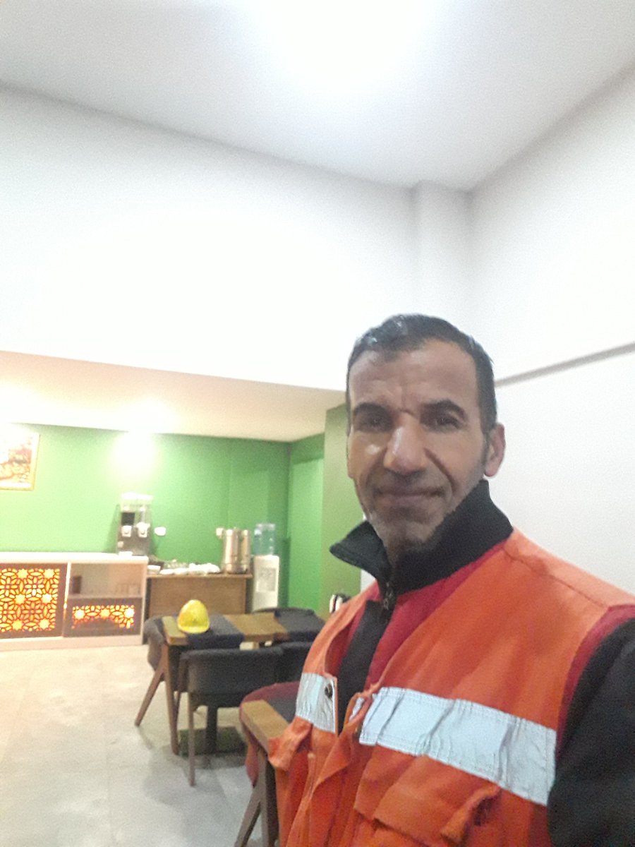 li9282138's tweet photo. Bu gece dışarıdayım 
Mesaim var ⚡🙇‍♂️⚡ https://t.co/kJWcu4K2YW