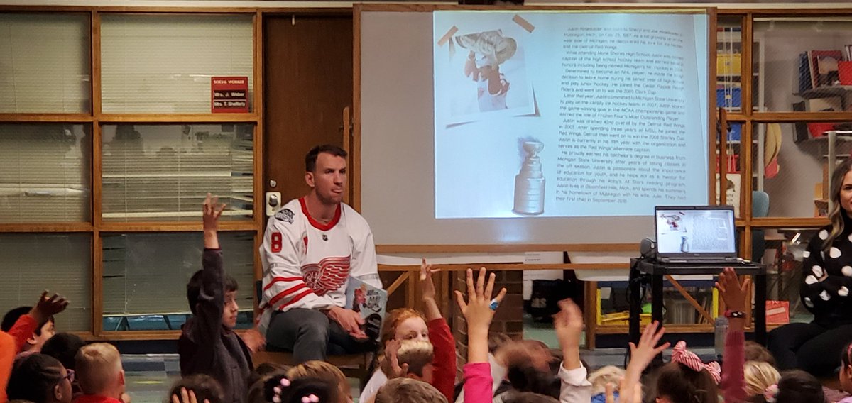 McGregorStudio's tweet photo. What a treat...Justin Abdelkader 2 days in a row. Last night as a hockey player and today at Way as an author sharing his book. #WayReads Thank you @justinabss for sharing your story with us! @DetroitRedWings @bhschools https://t.co/Fcgk6zGJeL