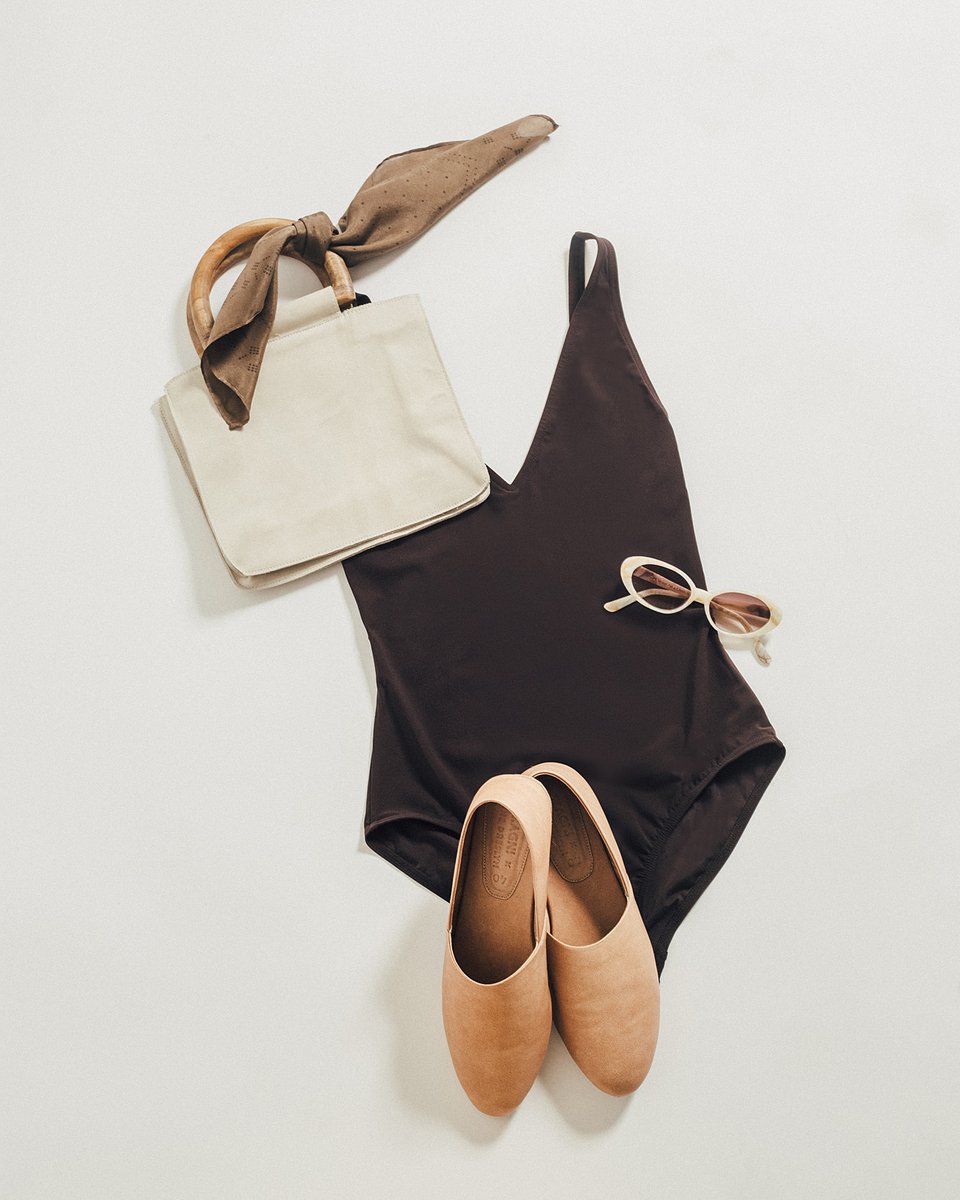 Winter Sun: Perfect #beach days with <a href="/stagnistudio/">ST. AGNI</a>, <a href="/ozmacalifornia/">OZMA</a> and Totême - bit.ly/2PV1oEh #vacation #style #thedreslyn