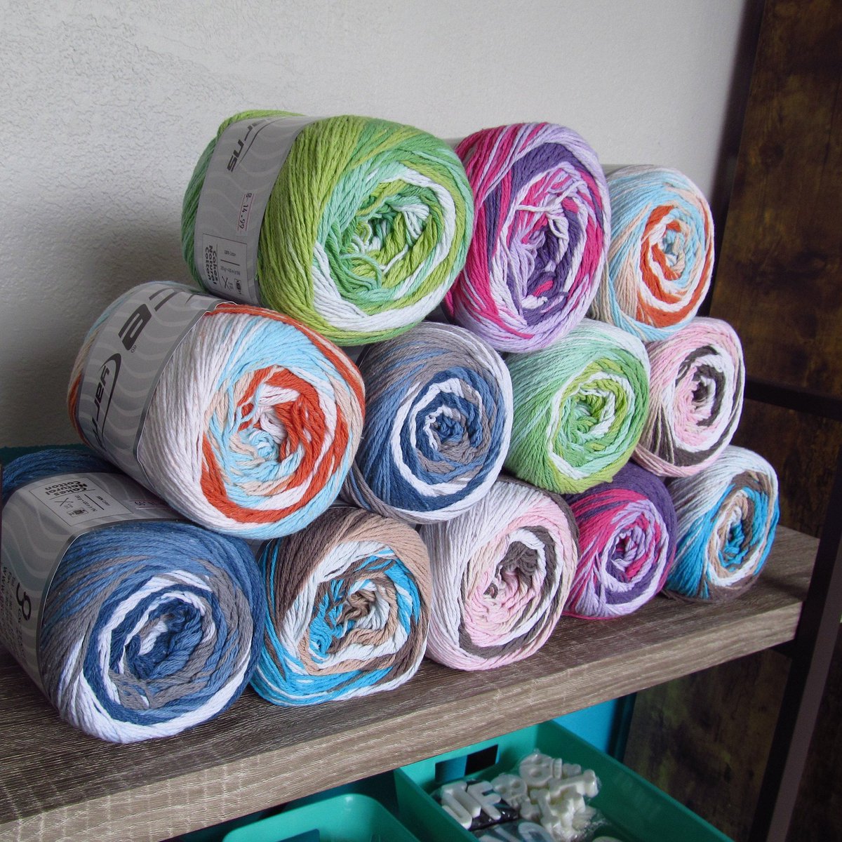craft_stem's tweet image. Prices have dropped on all yarn, including these cotton cakes! These make a great gift for the maker on your list. There's no such thing as "too much yarn." #shopsmall #handmadeholiday #makersgonnamake #cottoncakes etsy.me/2M31jNo
