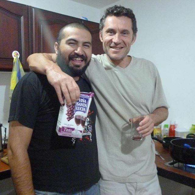 AlterNativehos's tweet photo. El primer huésped y ahora un gran amigo David Corner que llegó al @alternativehostel hace más de 8 años. https://t.co/AAto6tkTey https://t.co/FQ0MEqRUrW