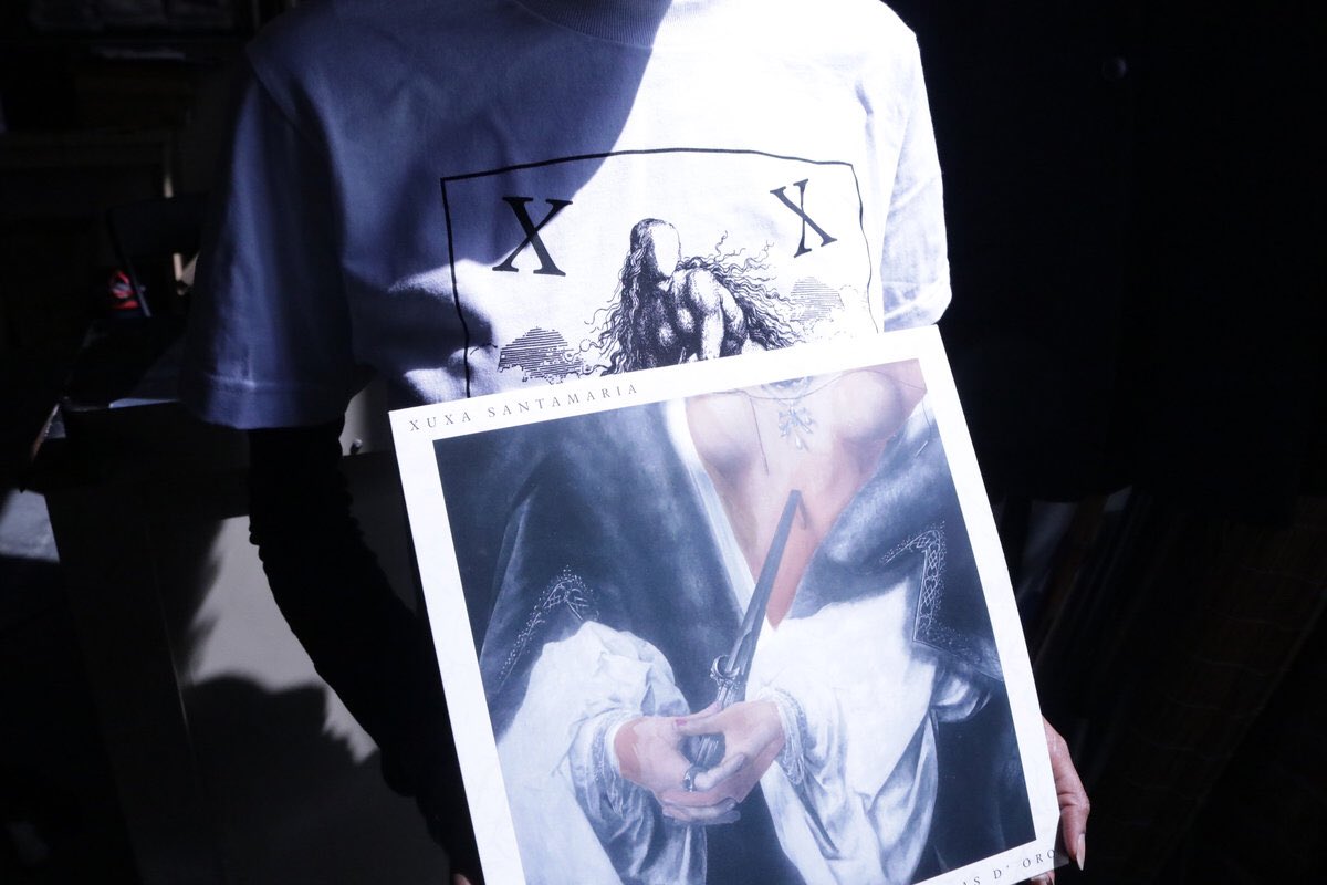 RatskinRecords's tweet photo. And right before that - @XuxaSantamaria  “Chancletas D’Oro” LP / One of the most complex releases of year both in terms of concept and execution. The anti colonial dance punk album we all needs you can still watch the “river Neva” video via @thefader 
https://t.co/iZ9fgpwAkg https://t.co/HQPYA6bMBH