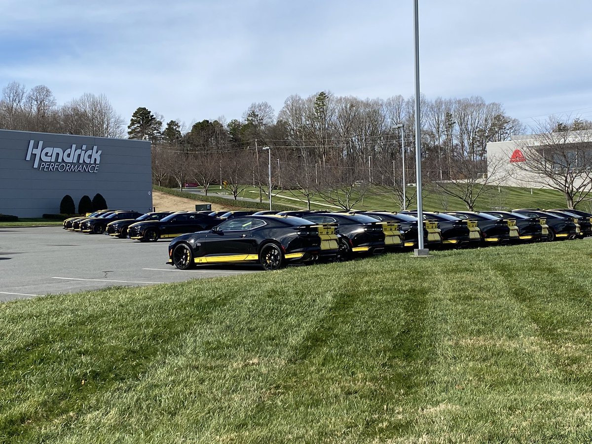 HighSpeedHiggy's tweet photo. Hey @Hertz can I just save you some trouble and pick out my winning Camaro while it is here? ๐๐๐คฃ๐คฃ #hopeIwinone ๐ค๐ป๐ค๐ป #Isignedup @WilliamByron @TeamHendrick @TeamChevy @chevrolet ๐๐ป๐๐ป๐๐ป https://t.co/9kQiuCsa3Z