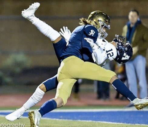 🚨TYLER WEGIS is the Sea View League DEFENSIVE PLAYER OF THE YEAR🚨 <a href="/TWegis/">Tyler Wegis</a> was Dominant. He put up 10.5 Sacks, 40 Hurries, 37 TFL’s, 92 Tackles, 3 strip sacks, 2 FR &amp; 3 Batted balls. He also punished Punt Teams💪 AND He’s a CIF CHAMP💍 #NoBetterPlace #RFTB #BuiltAtTheBadlands