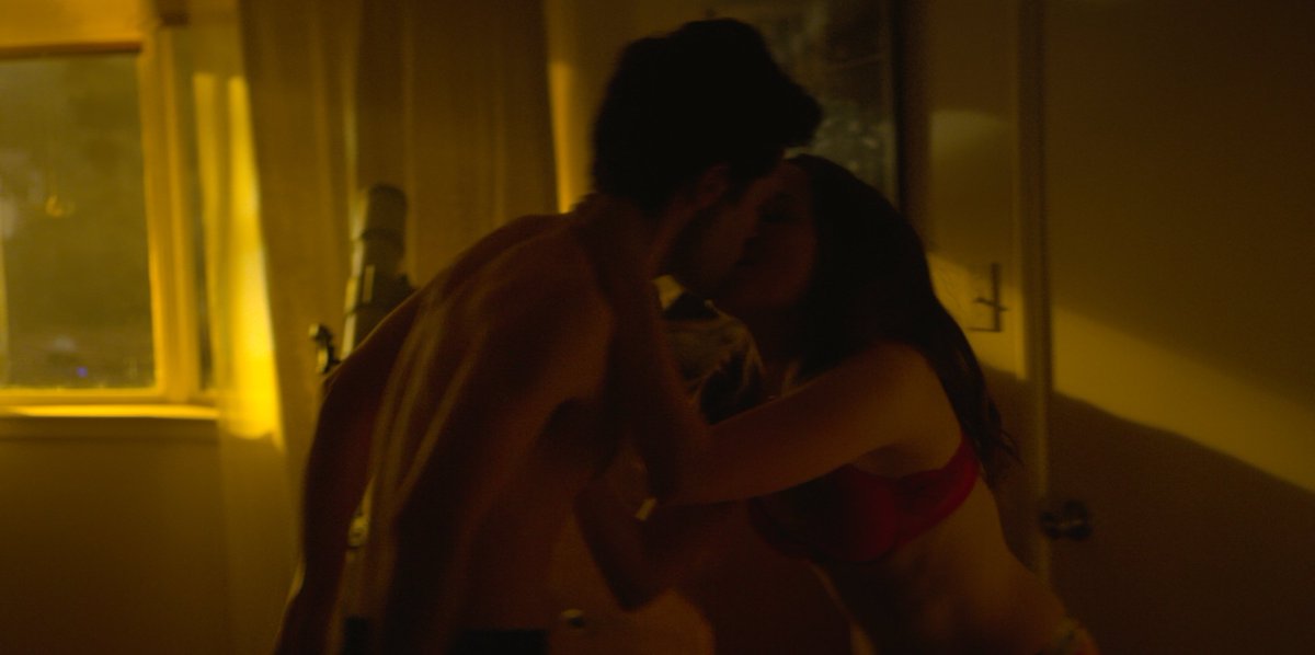 YouNetflix's tweet photo. tbqh feeling half AWWW and half AHHH https://t.co/oWOMAx4DmQ