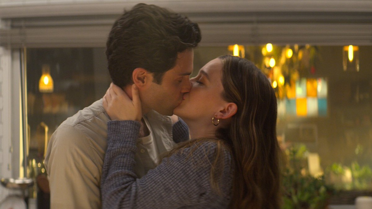 YouNetflix's tweet photo. tbqh feeling half AWWW and half AHHH https://t.co/oWOMAx4DmQ