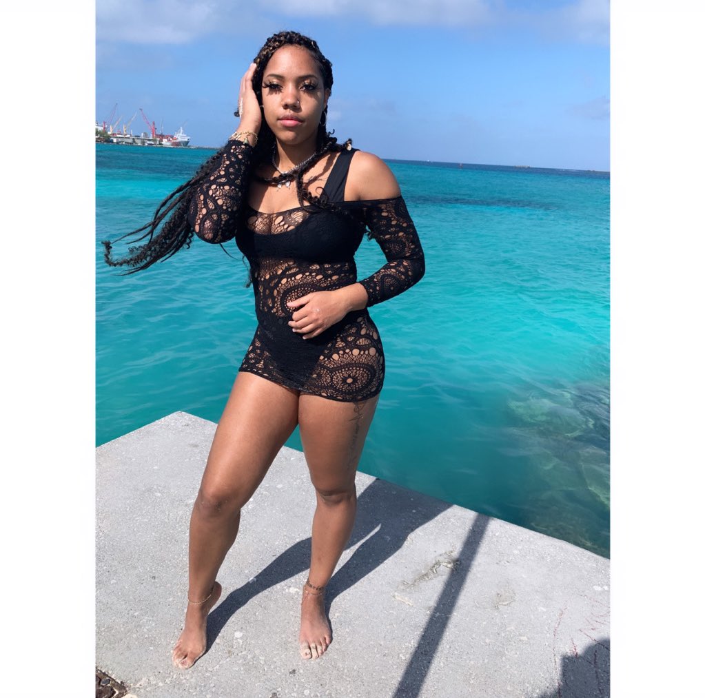 mo_zuss's tweet photo. Bahama mama 💕 https://t.co/Zm9LVH2tGG