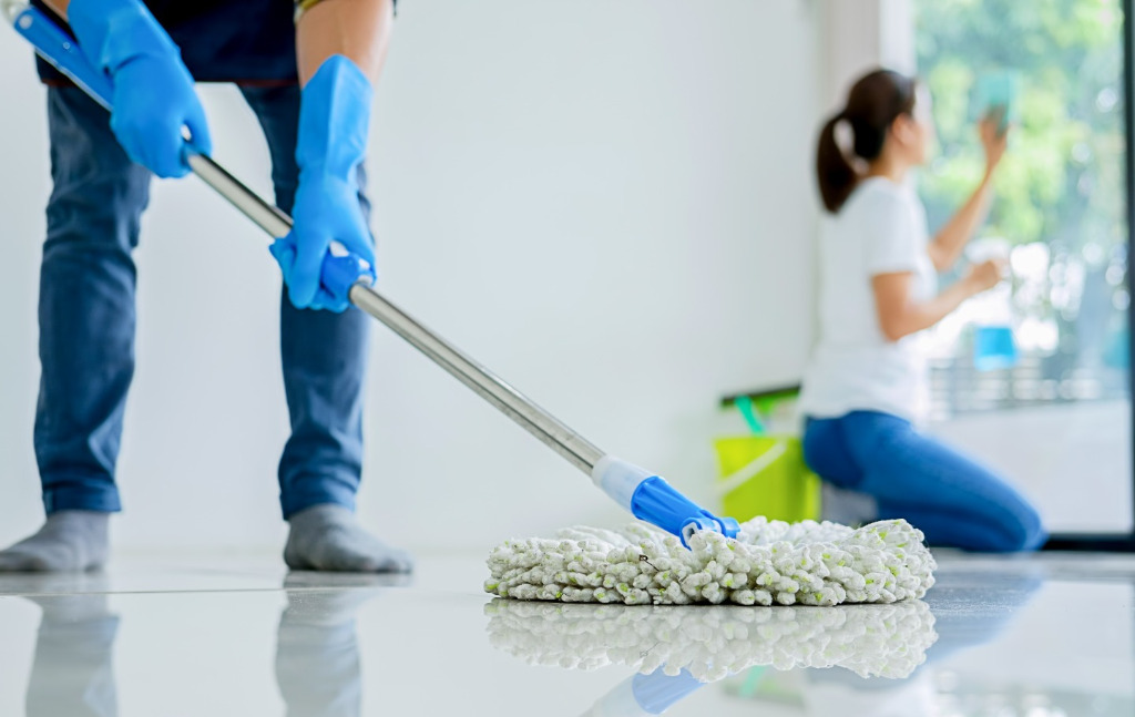 CleaningJay's tweet photo. Let us do the dirty work! No matter how big the mess, Big Jay's ready to tidy up commercial buildings and construction sites for affordable rates! Give us a call at 612-871-3083. #BigJaysCleaningService #CleaningService #Buildings #ConstructionSites https://t.co/DH7t3O3ZcY
