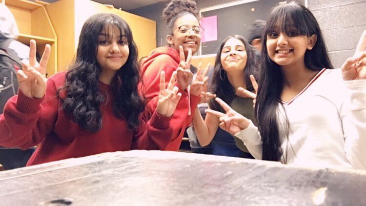 MONDAY: Red, Green, and White day! A success ✔️