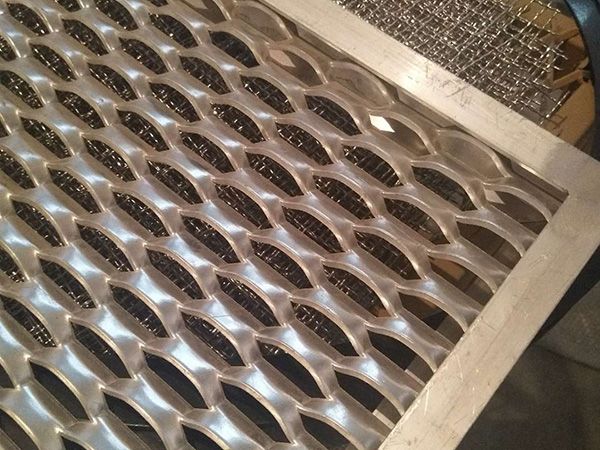 SourceWireMesh's tweet image. Powder coated Aluminium Expanded Metal

Product Description
Aluminum metal features: resistant to rust, beautiful in color, strong and durable, complete in specifications, good quality, high-grade, used in architectural decoration room.