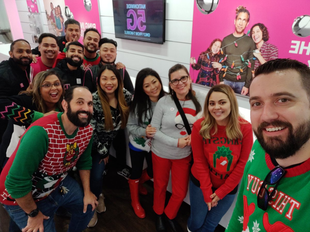 Downtown is the Place to be!!!!!  #HappyHolidays #JollyFun #SouthSac #YearOfCP #UglySweater #FindTheGrinch #FollowtheMagentaRoad @LeslieJohn214 <a href="/DerrickSeay1/">Derrick Seay</a> <a href="/_nmontalban/">Nicole Montalban</a> <a href="/ash_singh96/">Ash Singh</a> @adamnlara <a href="/gjimene7/">Guadalupe Jimenez</a> <a href="/LT_ltran3/">Linda Tran</a> <a href="/s_salhan/">Sunny Salhan</a> <a href="/itspizzletime/">Paul Shalhout</a> <a href="/navdeepdosanjh/">Navdeep Dosanjh</a> <a href="/ravinita28/">Ravinita Prasad</a>