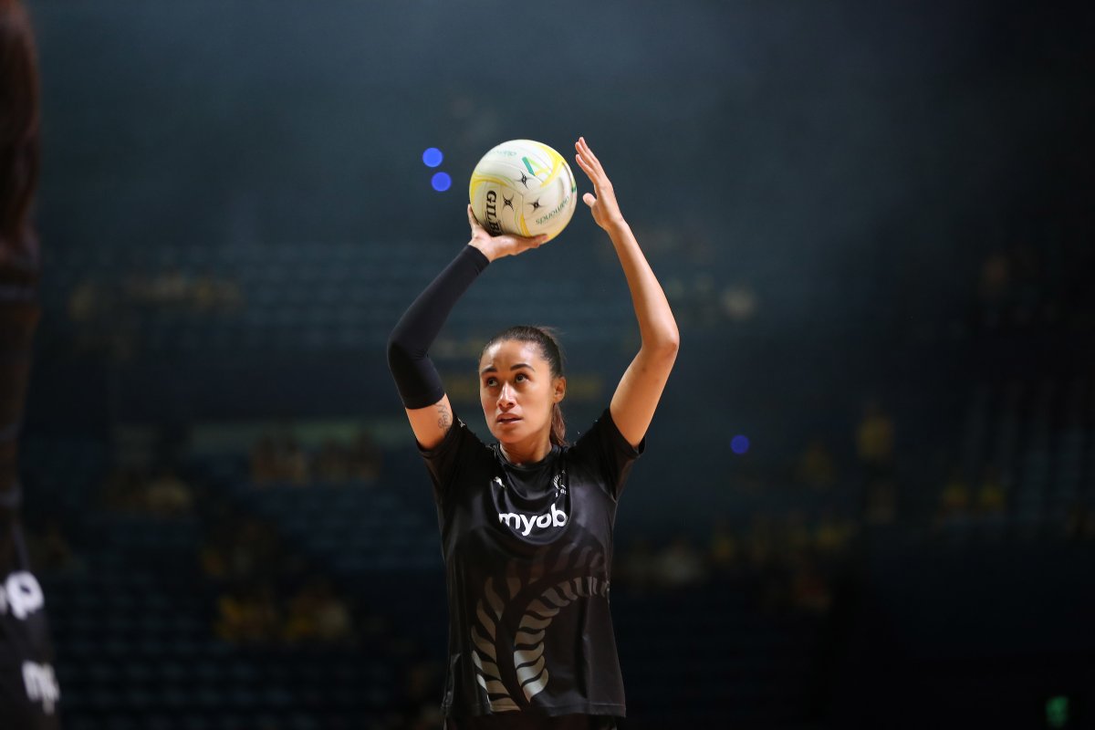Silver Ferns great Maria Folau has retired from all netball, drawing a close to an illustrious career which will see her go down in history as one of the sport’s best ever shooters 🌿🖤

Read more here: bit.ly/2S5a11o

📷 <a href="/mbphotonz/">Michael Bradley</a>