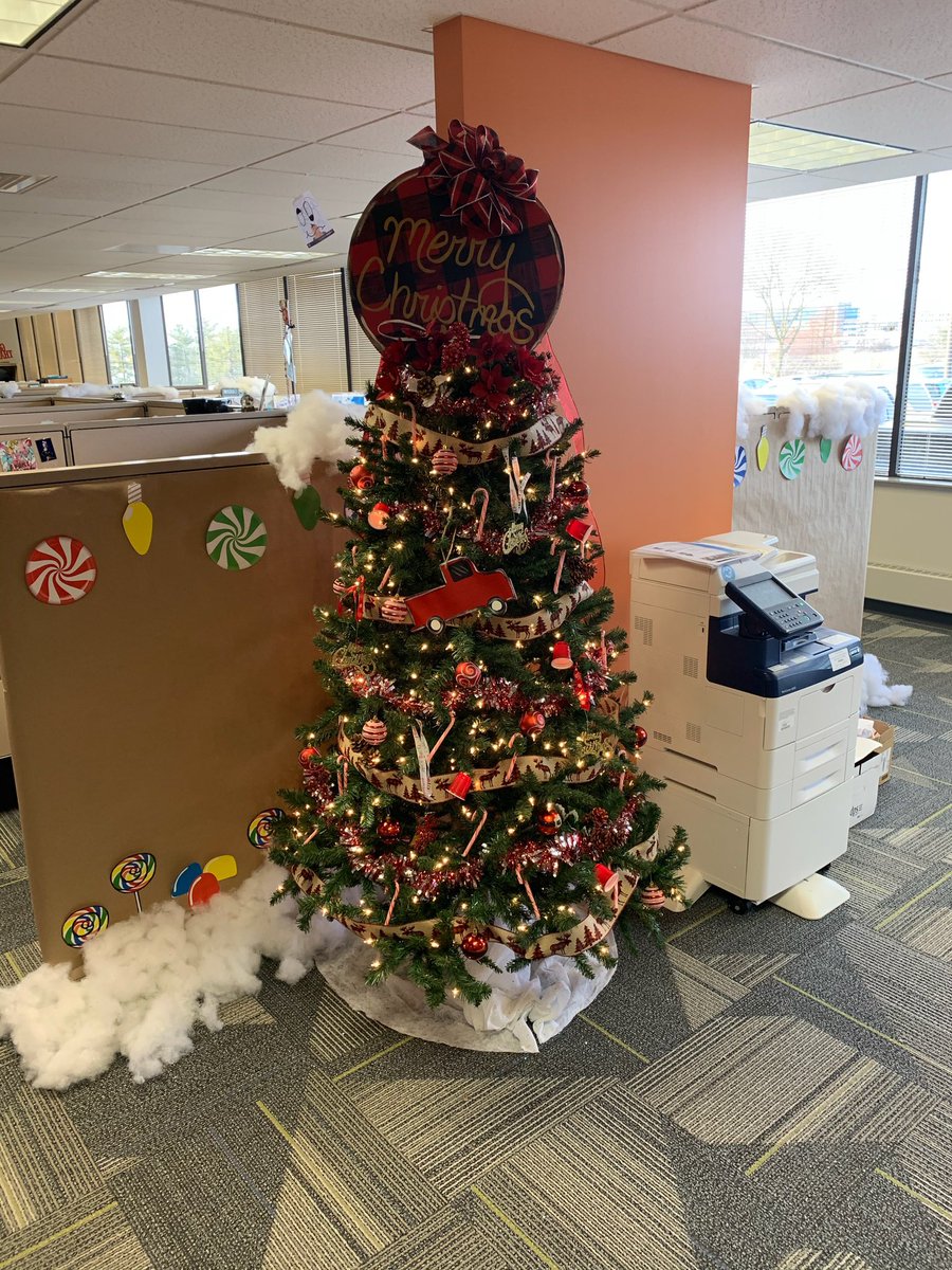 Thanks Culture Committee for putting on our Christmas Tree Decorating Contest! Here’s Matthew Kings Team! #dsproud #culturecommitee #christmastreedecoratingcontest #Cape1 <a href="/Srfish119/">Steve fisher</a> <a href="/KSSchub/">Kathy Schubert</a> <a href="/rieger0876/">Sarah Rieger </a> @DSPROUD #EmployeeEngagement <a href="/Cape1DS/">Cape 5 Direct Sales</a> <a href="/matthew_king05/">Matthew king</a>