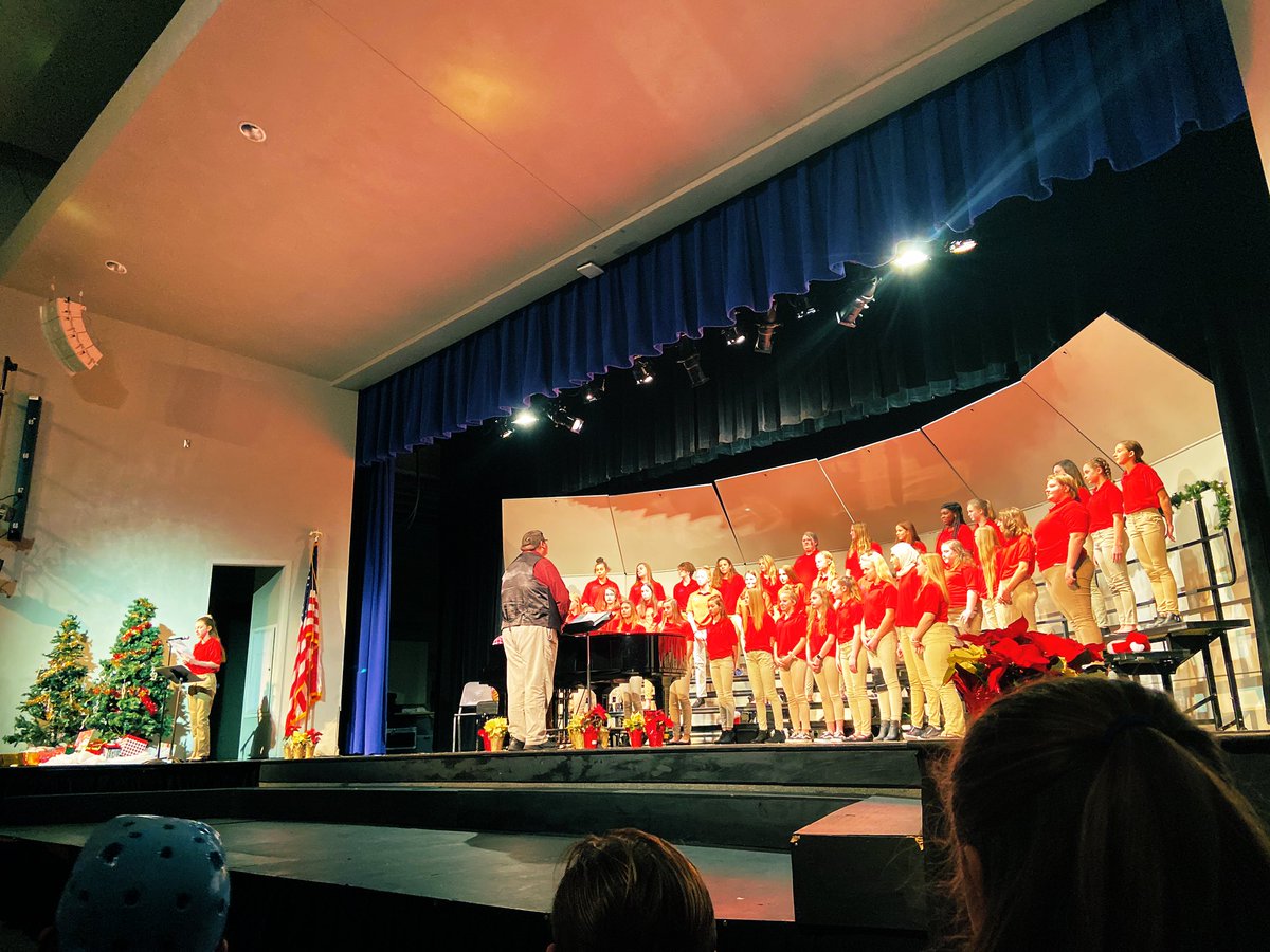 Kicking things off with <a href="/KJHKnights/">Kings Junior High</a> Seventh Grade Girls! 🎶❄️🎶