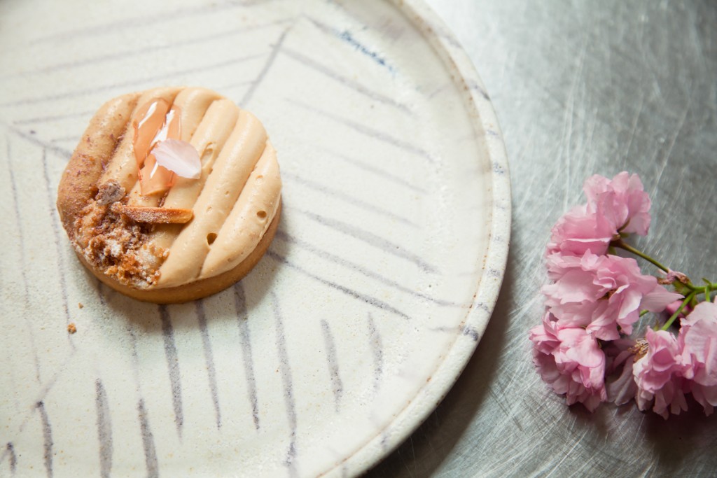 shutishuti tweet media