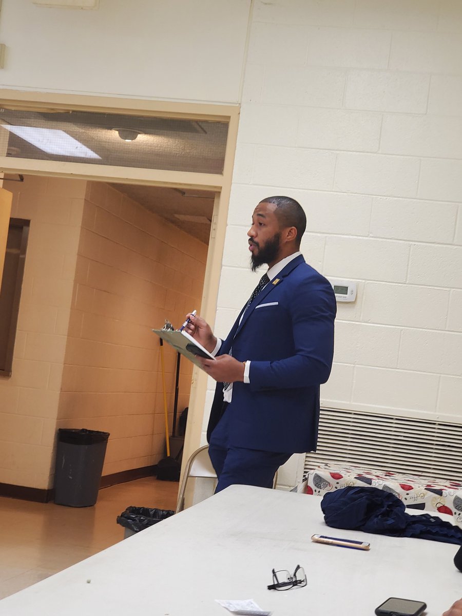 Scott Roberts (@scottrobertsdc) on Twitter photo at tonight <a href="/BloomingdaleCA/">B'Dale Civic Assn</a> meeting at <a href="/StGeorgesDC/">St Georges DC</a>; <a href="/DCPoliceDept/">DC Police Department</a> 3D Sergeant Keirn provides #PSA306 & #PSA308 crime report; <a href="/DCMOCRS/">DC MOCRS</a> @DCChestnut provides info on DC Census, lead water pipe replacement, more
#BloomingdaleDC at tonight <a href="/BloomingdaleCA/">B'Dale Civic Assn</a> meeting at <a href="/StGeorgesDC/">St Georges DC</a>; <a href="/DCPoliceDept/">DC Police Department</a> 3D Sergeant Keirn provides #PSA306 & #PSA308 crime report; <a href="/DCMOCRS/">DC MOCRS</a> @DCChestnut provides info on DC Census, lead water pipe replacement, more
#BloomingdaleDC