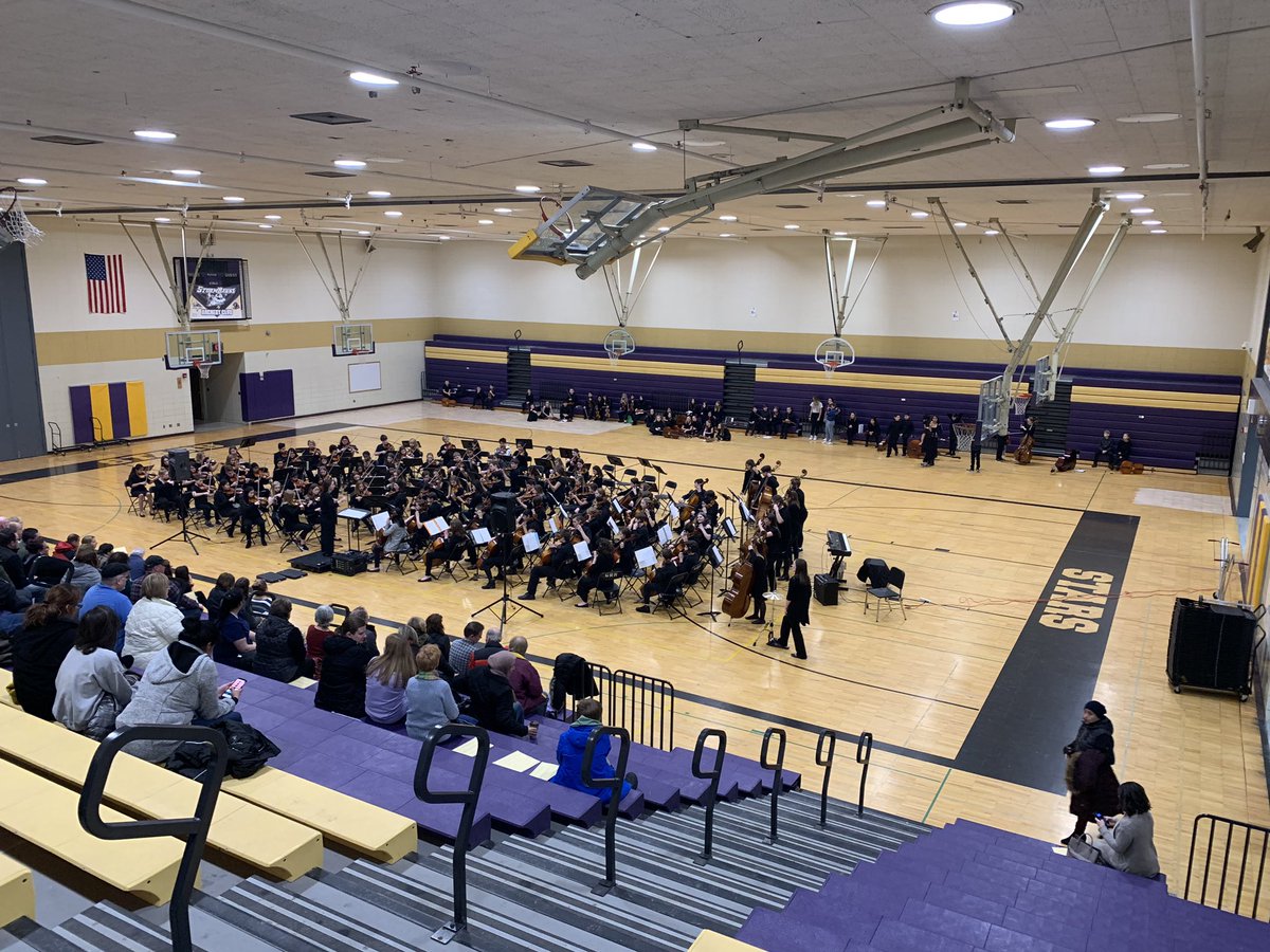 CMSESings's tweet photo. Warming up for the winter middle school orchestra concert! #ECCSpride https://t.co/ZLQ4wNwwen