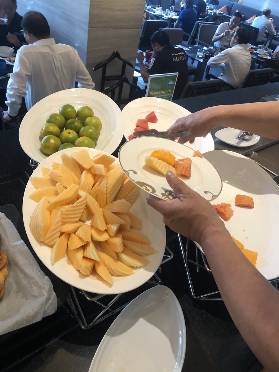 Nicky Szmala 司馬樂 (@szmala) on Twitter photo Fresh fruit selection at the <a href="/HolidayInn/">Holiday Inn by IHG</a> in #BKK. Something is really wrong with sourcing if this is all you can get in a tropical country like #Thailand. #fail @IHG Fresh fruit selection at the <a href="/HolidayInn/">Holiday Inn by IHG</a> in #BKK. Something is really wrong with sourcing if this is all you can get in a tropical country like #Thailand. #fail @IHG