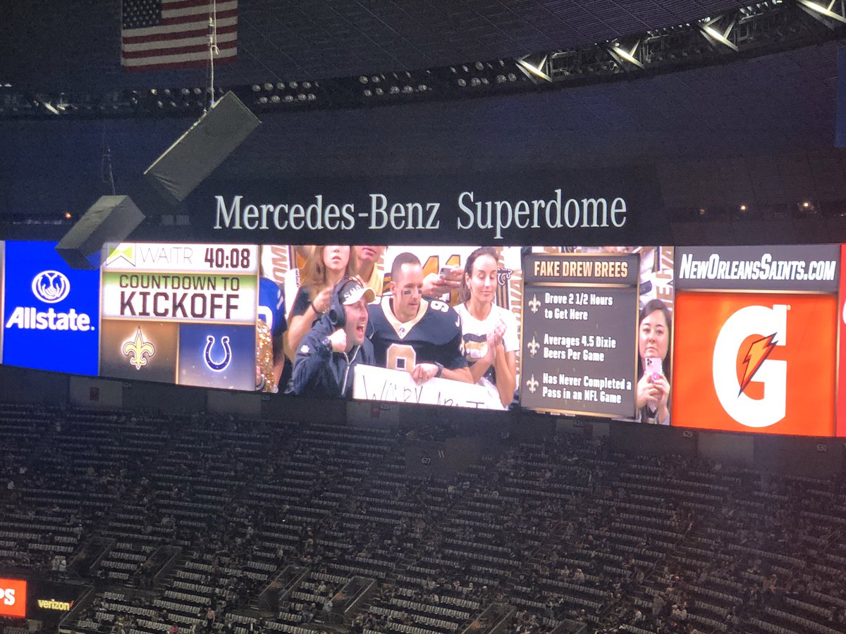 Amie_Just's tweet photo. “Fake Drew Brees” gets his own Superdome graphic 😆 https://t.co/CNf7VWbNWV